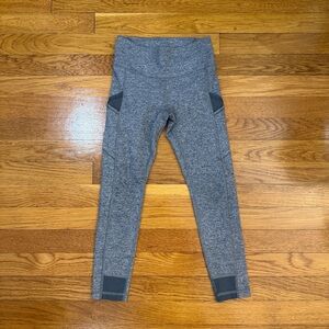 Ivivva (Lululemon kids) Mesh Detail Legging Pockets in Gray - Girls Size 8
